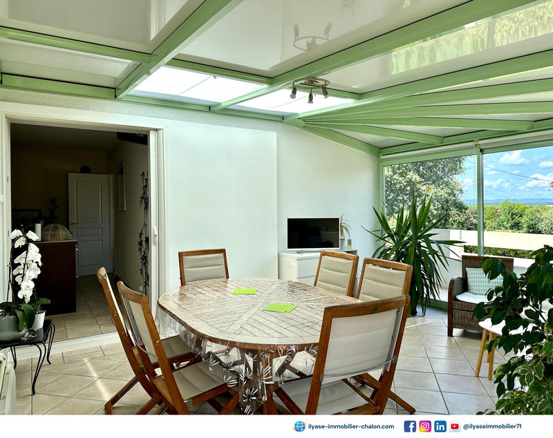 Maison - 160 m² - 8 pièces