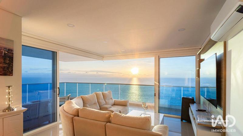 Appartement - 108 m² - 4 pièces