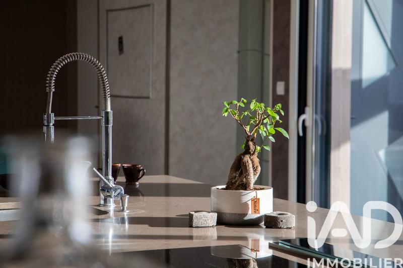 Maison - 206 m² - 5 pièces