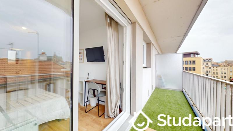 Chambre - 13 m² - 1 pièce