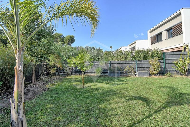 Villa - 94 m² - 4 pièces