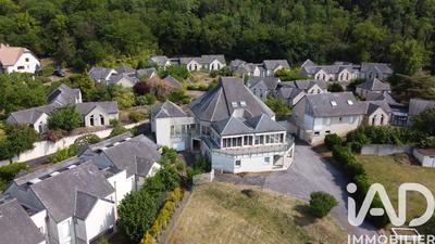 Immeuble - 2 900 m² - 90 pièces