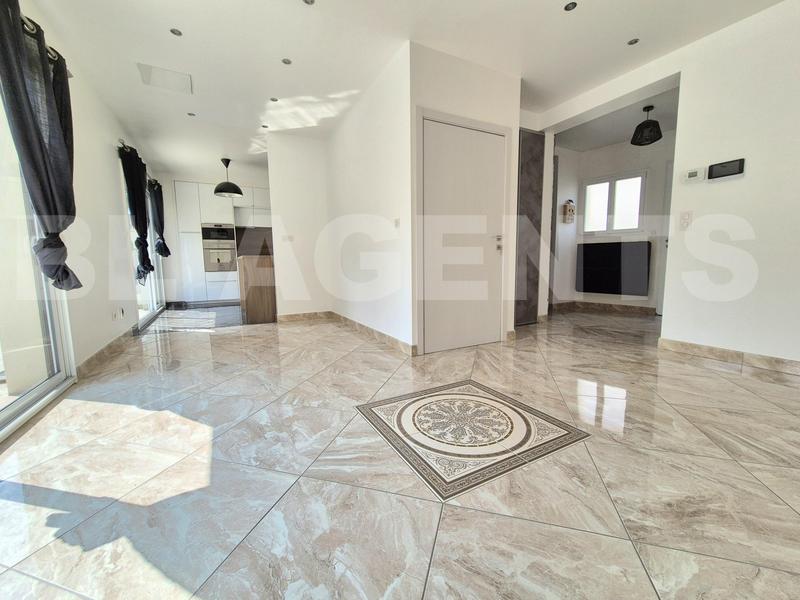 Maison - 150 m² - 5 pièces