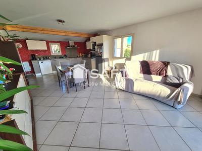 Maison - 185 m² - 8 pièces