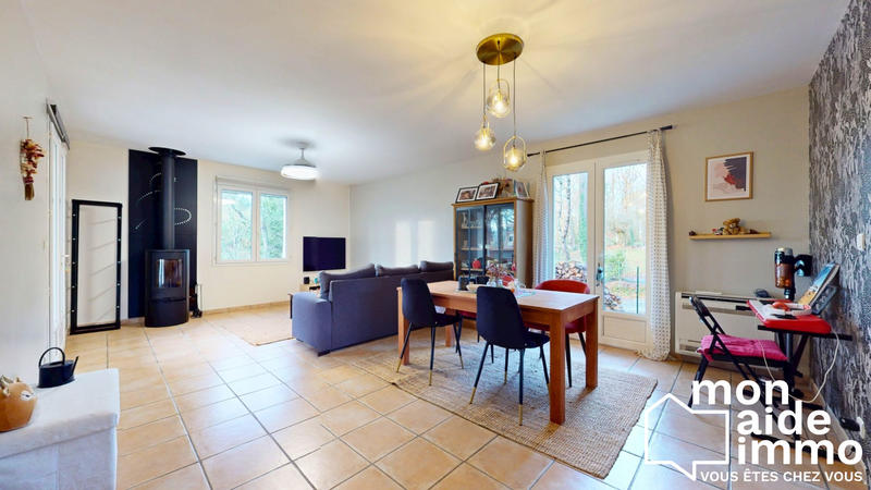 Maison - 127 m² - 6 pièces