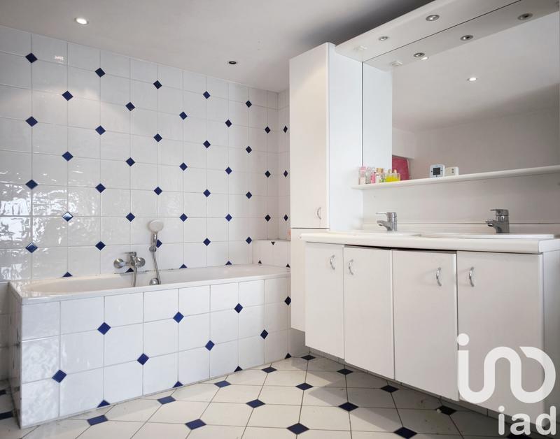 Maison de ville - 122 m² - 6 pièces