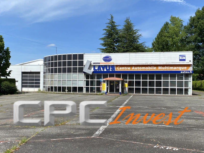 Local commercial - 1 900 m²