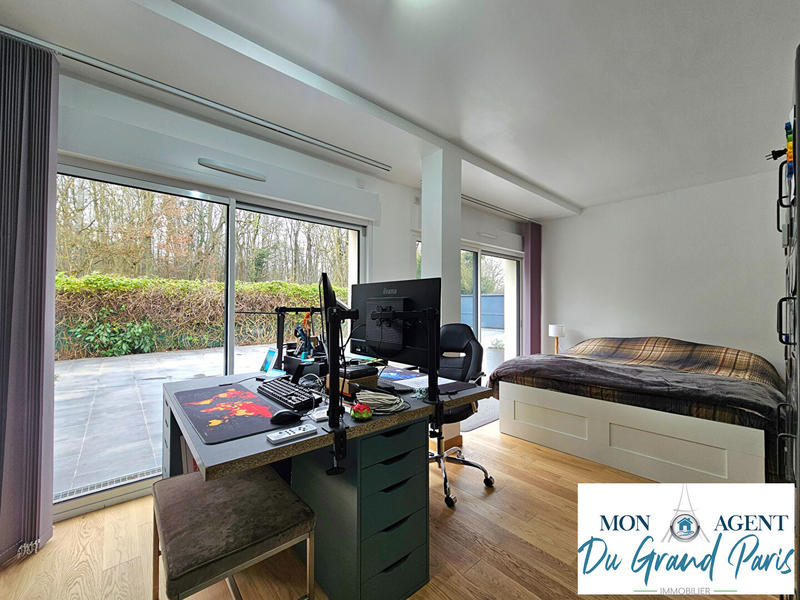 Maison - 192 m² - 8 pièces