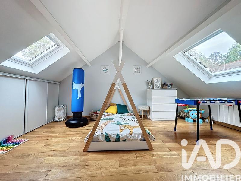 Maison - 140 m² - 6 pièces