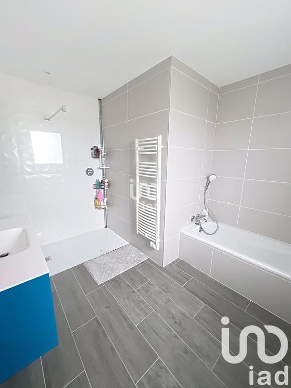 Maison - 140 m² - 6 pièces