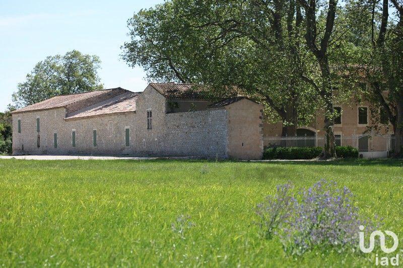 Local commercial - 3 000 m²