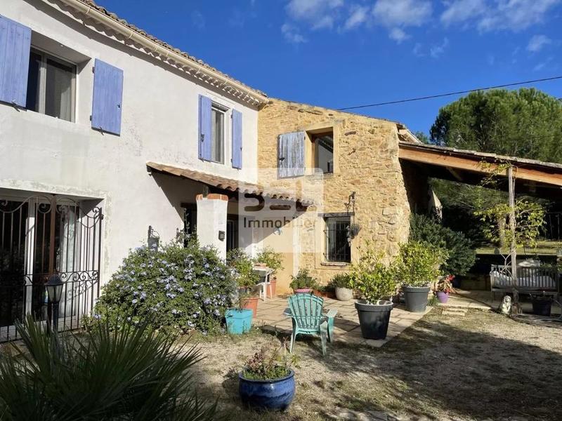 Mas - 153 m² - 6 pièces