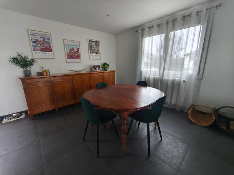 Maison - 93 m² - 5 pièces