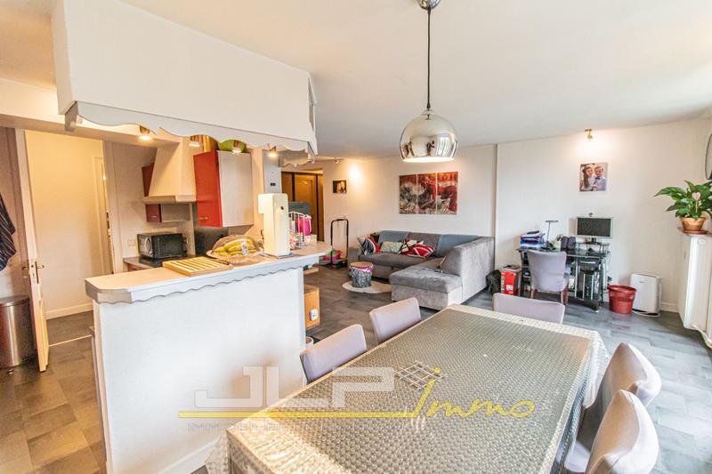 Appartement - 89 m² - 3 pièces