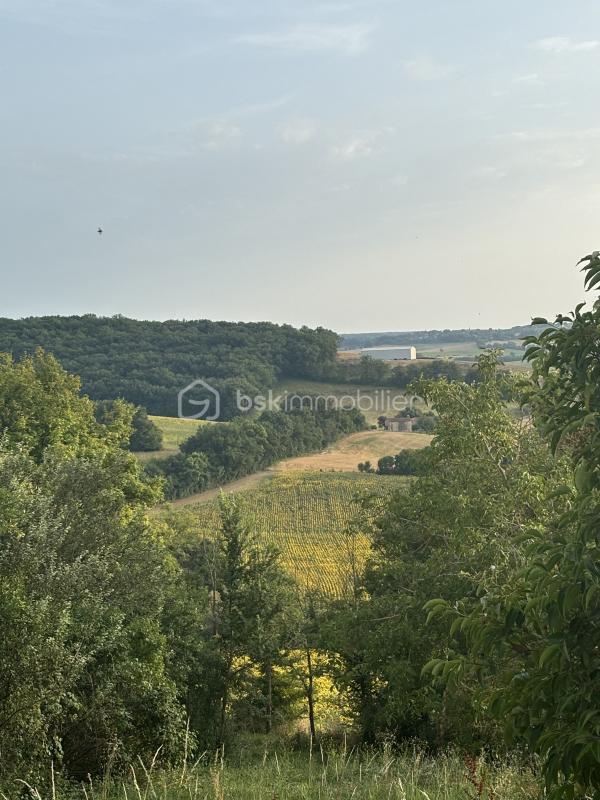 Terrain constructible - 1 013 m²