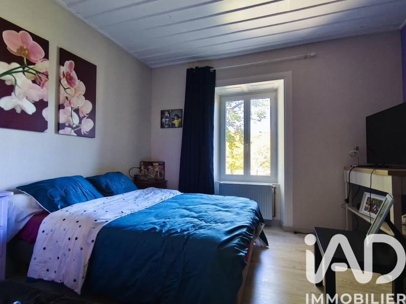 Maison - 360 m² - 6 pièces