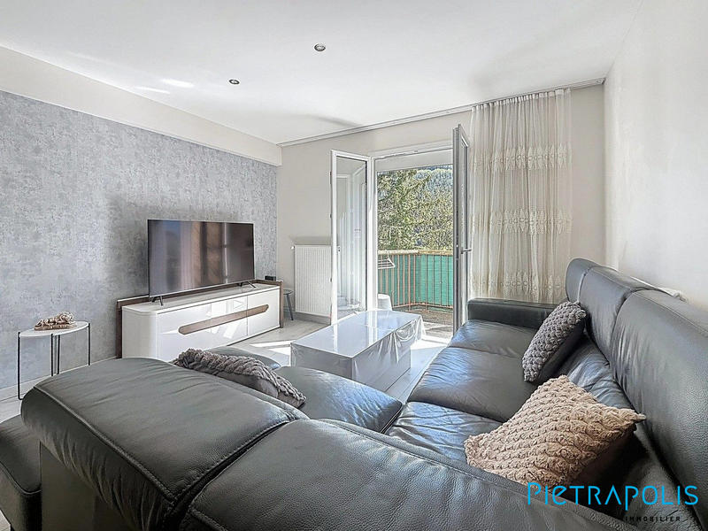 Maison - 84 m² - 4 pièces