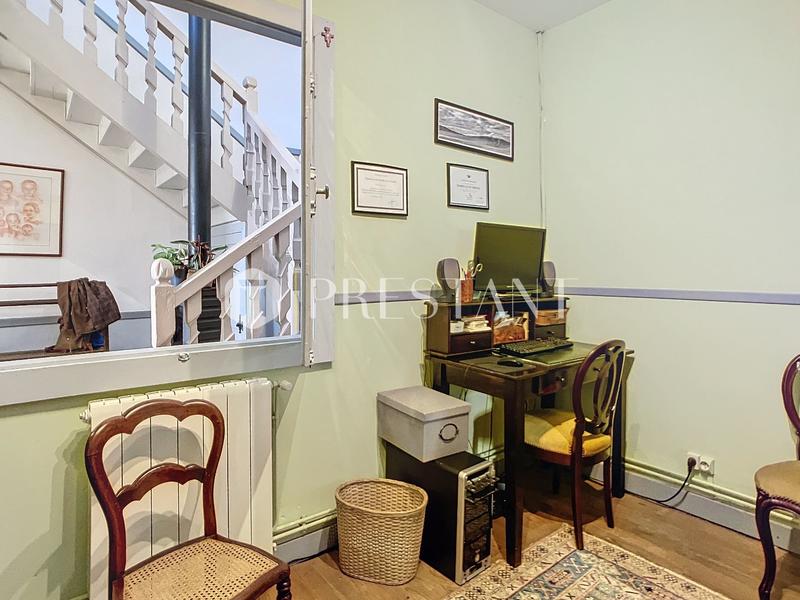 Maison - 424 m² - 14 pièces