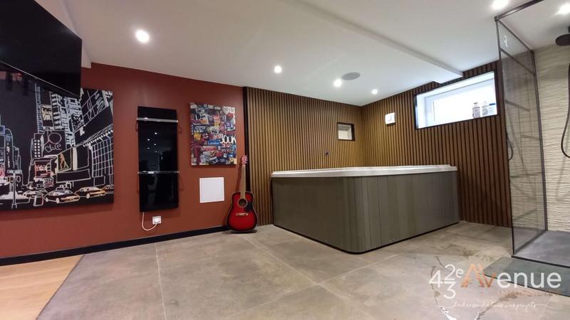 Maison - 120 m² - 5 pièces