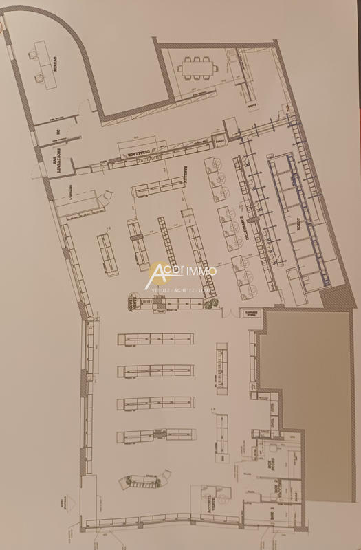 Local commercial - 332 m²