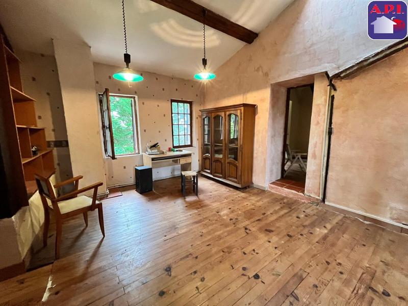 Maison - 202 m² - 6 pièces