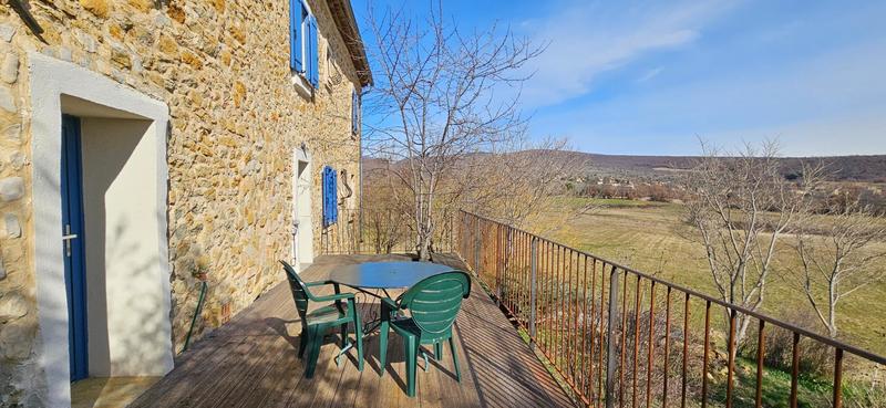 Maison - 220 m² - 8 pièces