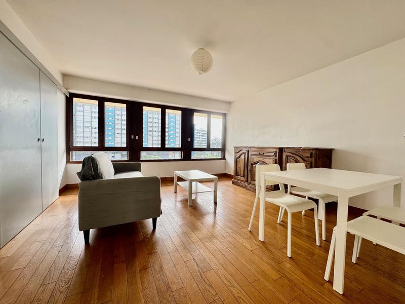 Appartement - 85 m² - 4 pièces