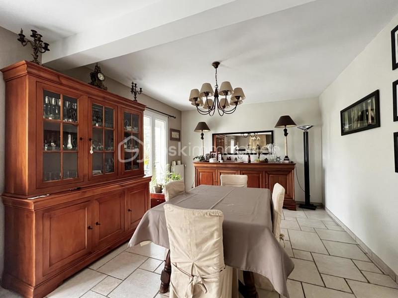 Maison - 145 m² - 7 pièces