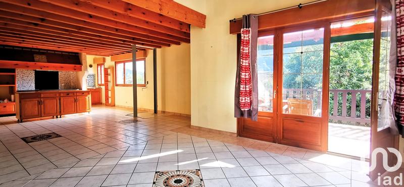 Maison - 288 m² - 8 pièces