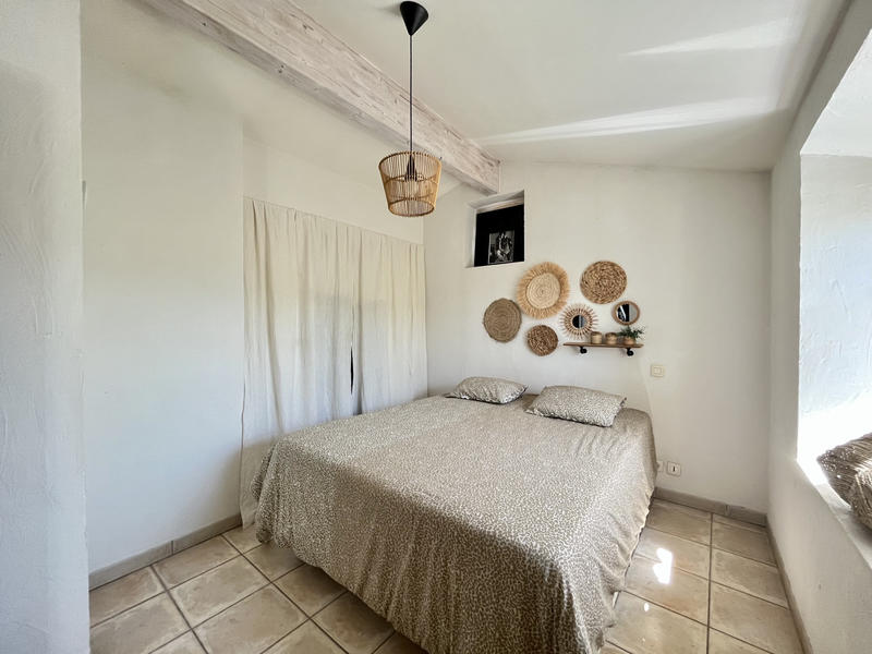 Maison - 223 m² - 6 pièces