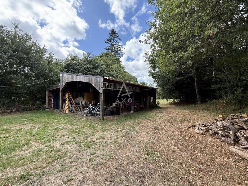 Maison - 210 m² - 9 pièces