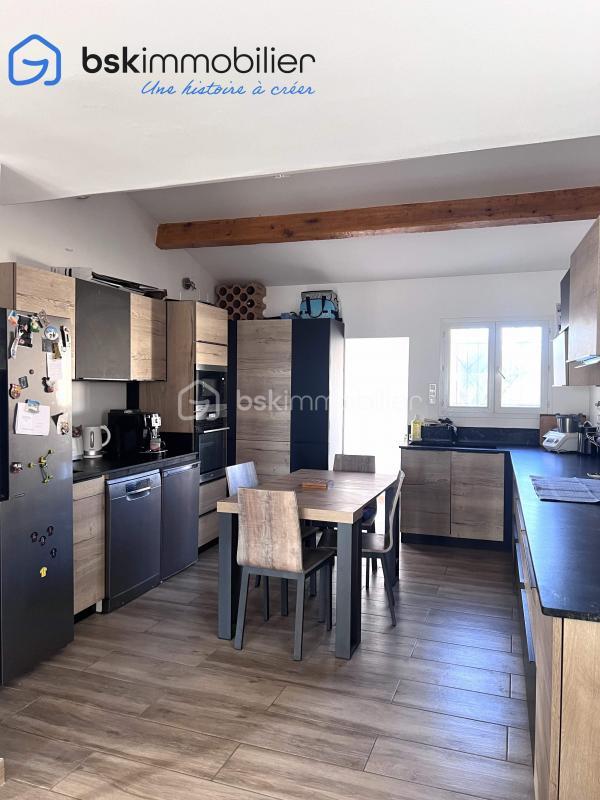 Maison - 75 m² - 5 pièces