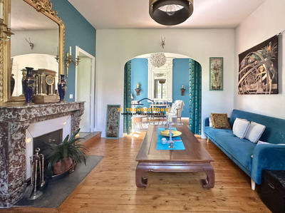 Maison - 170 m² - 10 pièces