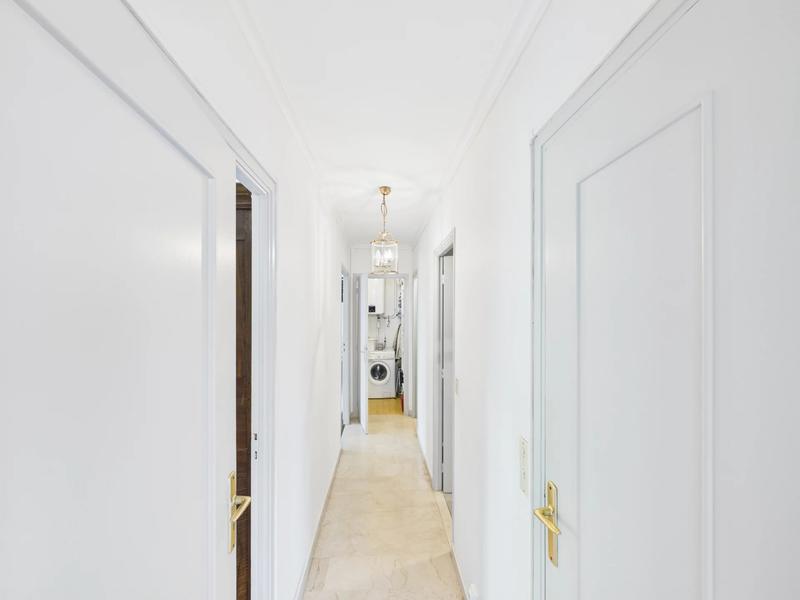 Appartement - 96 m² - 4 pièces