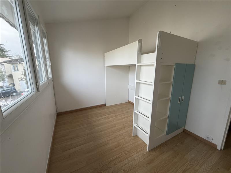 Maison - 93 m² - 5 pièces