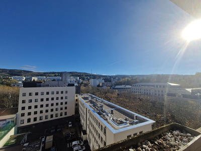 Appartement - 102 m² - 5 pièces