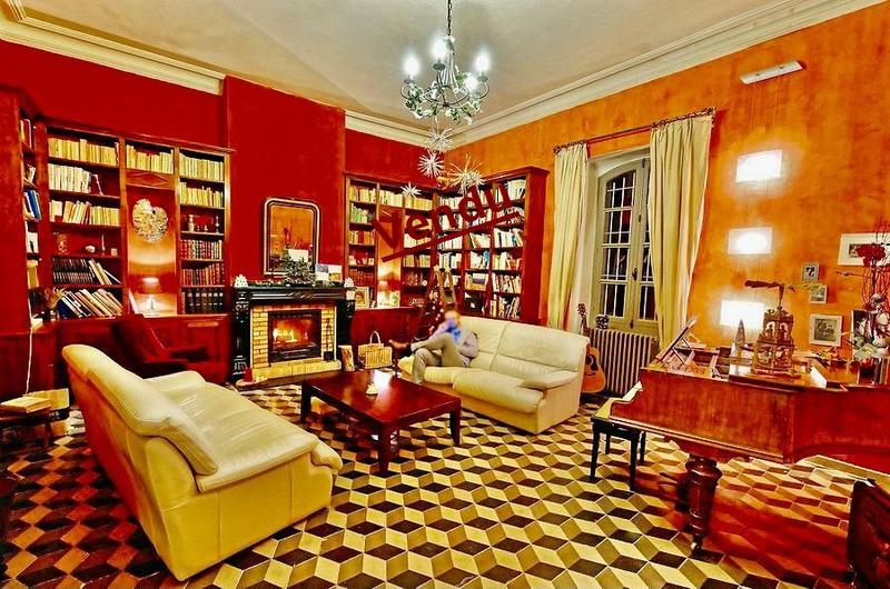 Château - 546 m² - 8 pièces