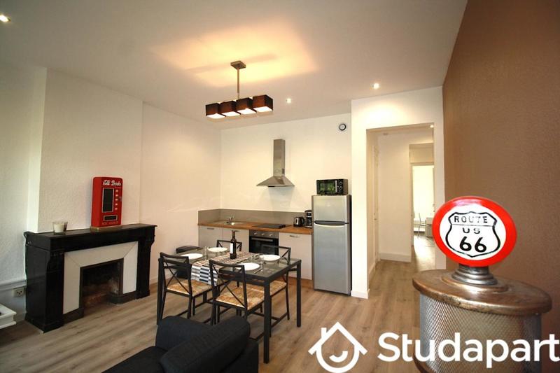 Chambre - 14 m² - 1 pièce