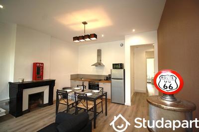 Chambre - 14 m² - 1 pièce