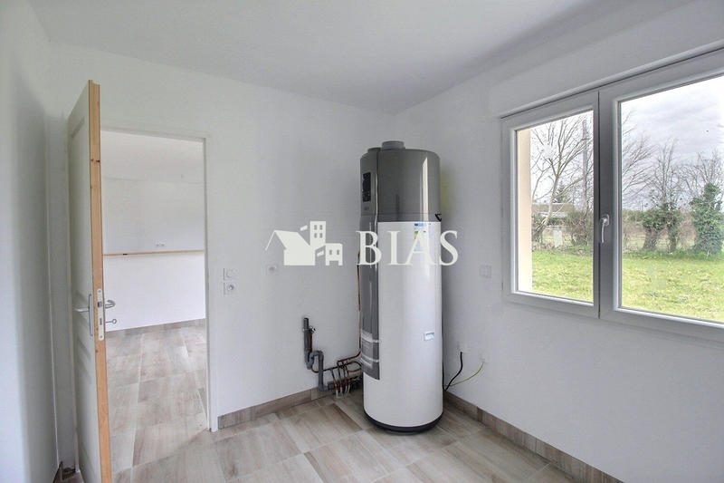 Maison - 95 m² - 4 pièces