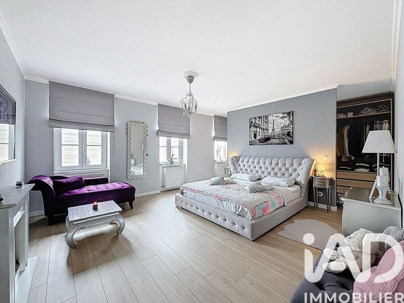 Maison de village - 180 m² - 6 pièces