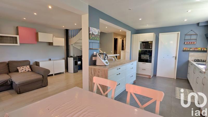 Maison - 123 m² - 6 pièces