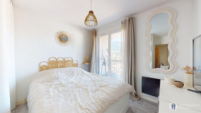 Appartement - 78 m² - 3 pièces