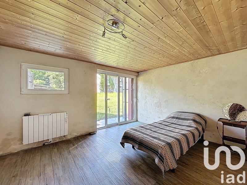 Maison - 375 m² - 10 pièces