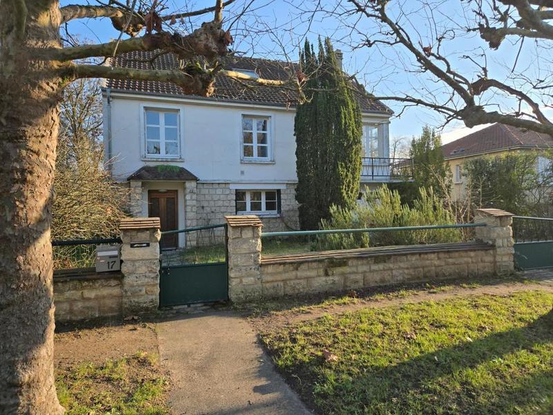 Maison - 144 m² - 6 pièces