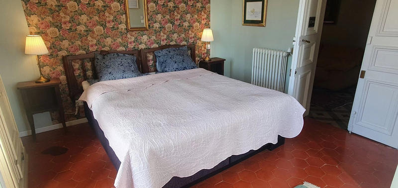 Maison - 430 m² - 18 pièces