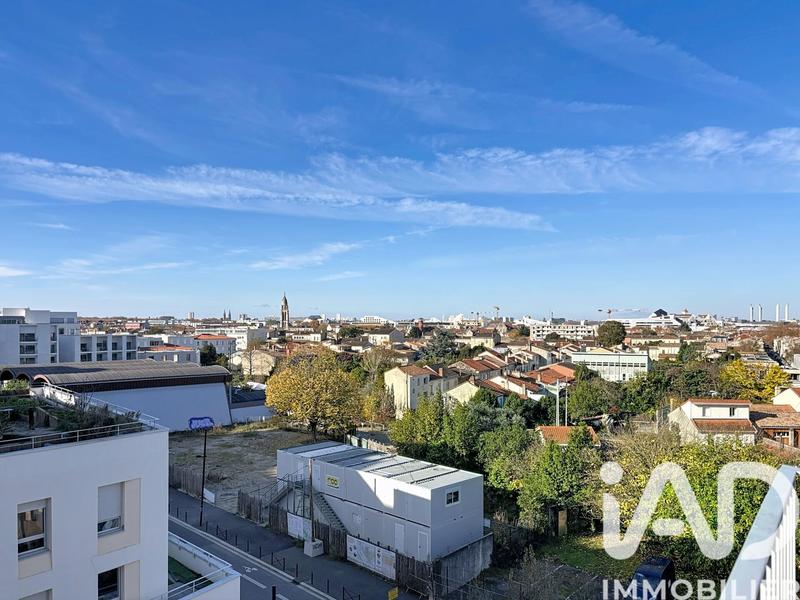 Appartement - 94 m² - 4 pièces