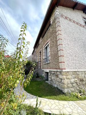 Maison - 156 m² - 7 pièces