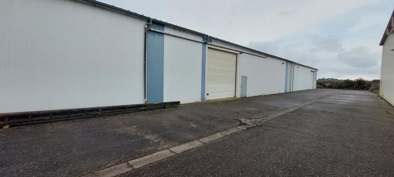 Local commercial - 400 m² - 1 pièce