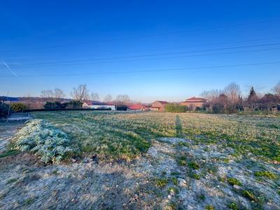 Terrain constructible - 9 000 m²